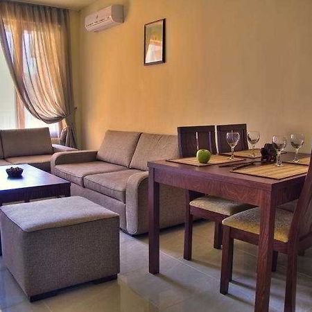 Sunflower Aparthotel ซันนีบีช ภายนอก รูปภาพ
