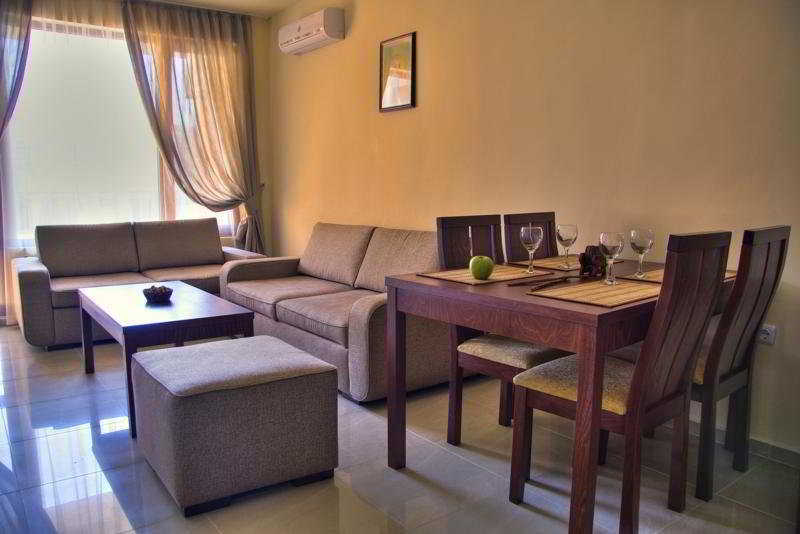 Sunflower Aparthotel ซันนีบีช ภายนอก รูปภาพ